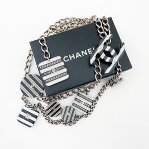 CHANEL 2005 CC Chain Belt Necklace Black and White Stripe Resin Charms Logo